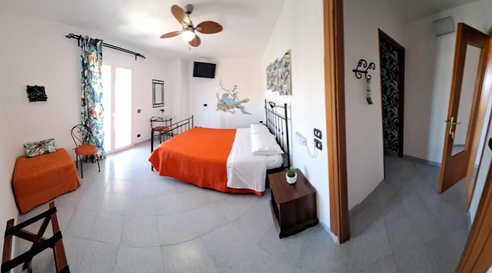 ラスカリ Sunrise Bed & Breakfast 部屋 写真